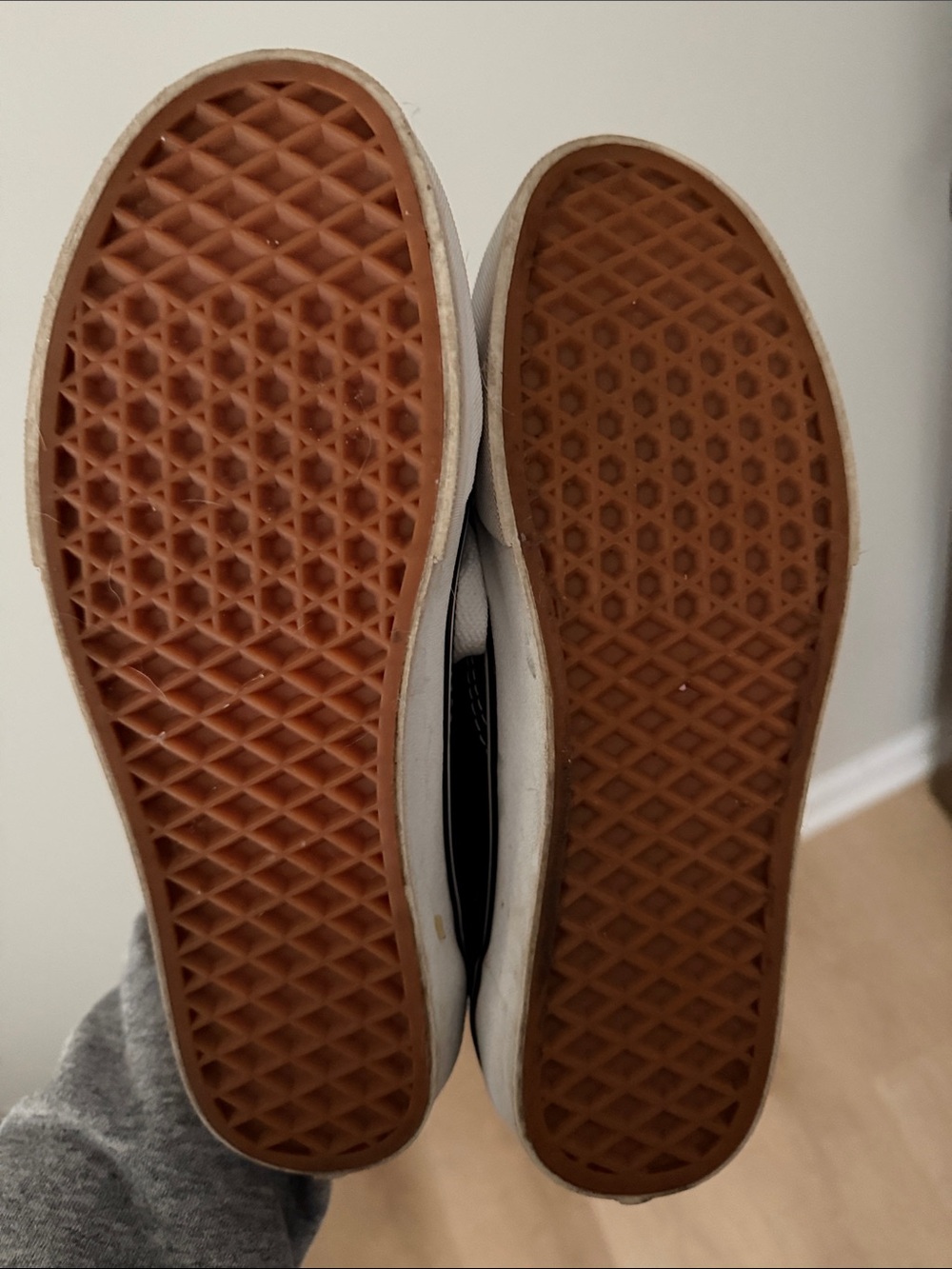 Vans - Picture 6 of 6